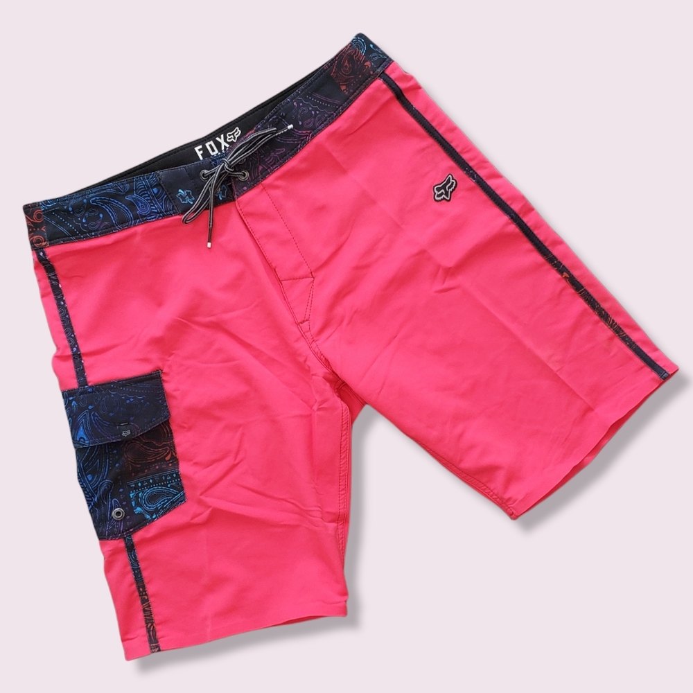 2/40$ - NWOT- FOX RACING - Boardshort - 32